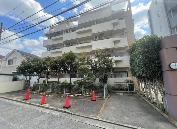 ＮＫＣ鶴間