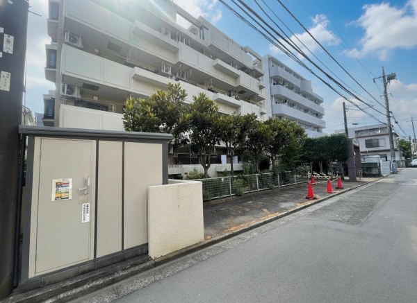 ＮＫＣ鶴間
