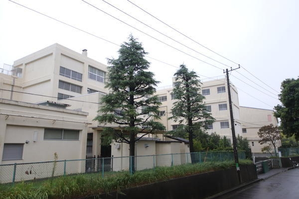 横浜市泉区上飯田町の土地(横浜市立いちょう小学校)
