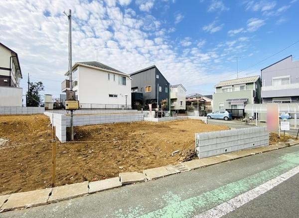 座間市立野台3丁目　新築戸建　全3棟　2号棟