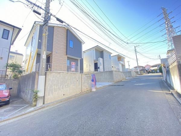 横浜市瀬谷区阿久和西２丁目　新築戸建　全３棟　３号棟