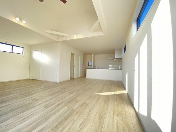 横浜市泉区中田南5丁目　新築戸建　全2棟　2号棟