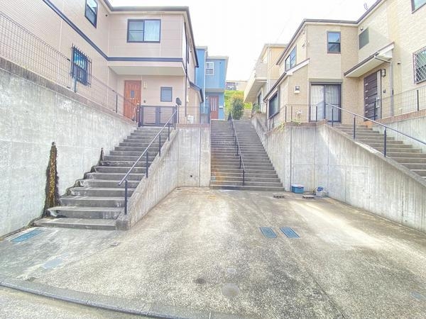 横浜市戸塚区戸塚町の中古一戸建て