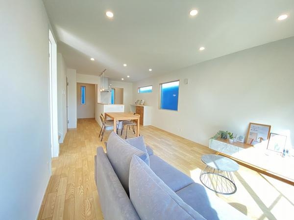 横浜市泉区和泉町　新築戸建　全2棟　2号棟