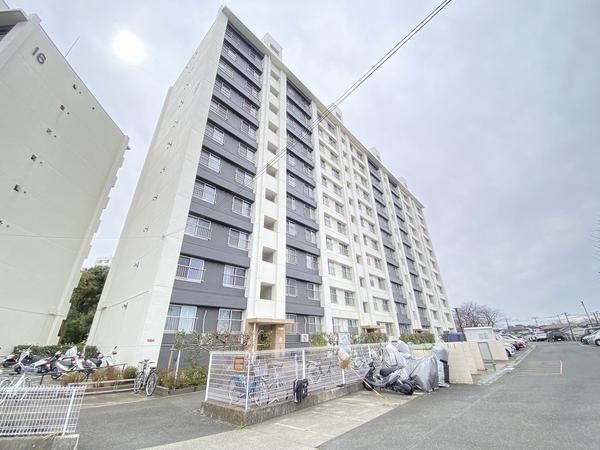 県ドリームハイツ17号棟
