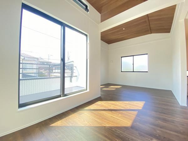 横浜市戸塚区戸塚町　新築戸建　全2棟　1号棟