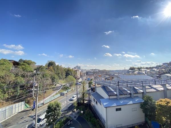 いずみプラザ東戸塚