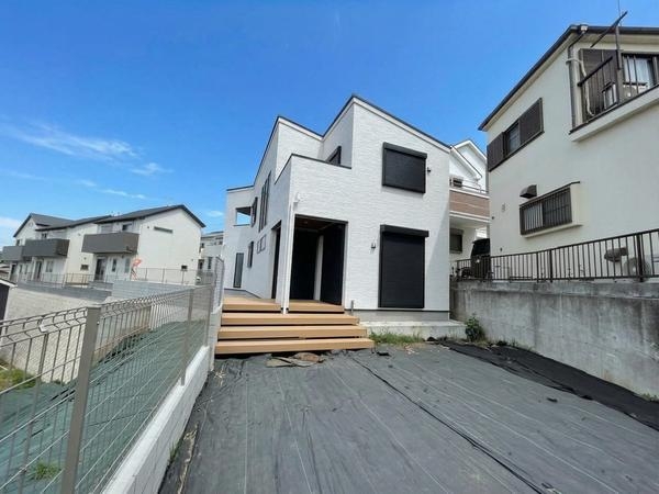 座間市南栗原3丁目　新築分譲住宅