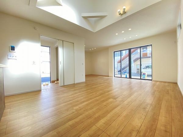 横浜市泉区和泉中央北5丁目　新築戸建　全2棟　1号棟