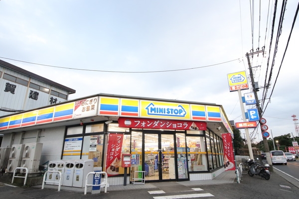 グリーンハイムいずみ野22号棟(ミニストップ泉新橋店)