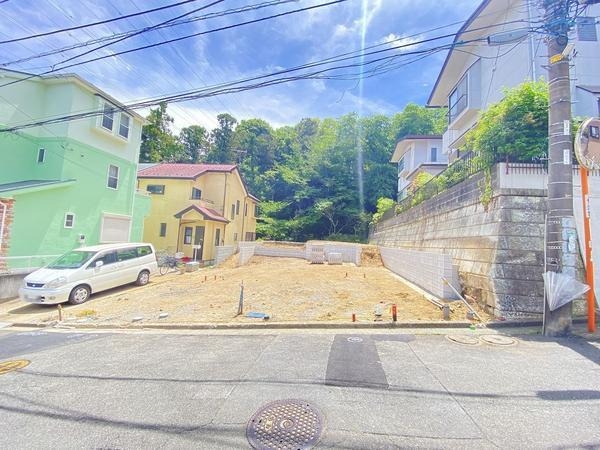 横浜市戸塚区戸塚町　新築戸建　全3棟　2号棟