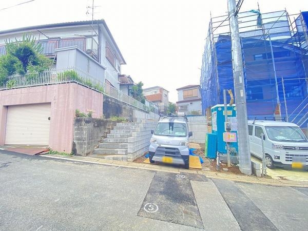 横浜市旭区笹野台4丁目　新築戸建　全2棟　1号棟