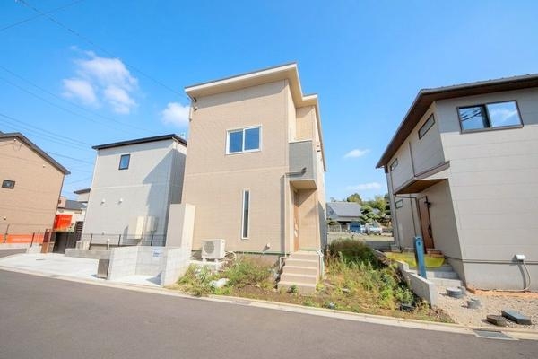 町田市本町田　新築分譲住宅