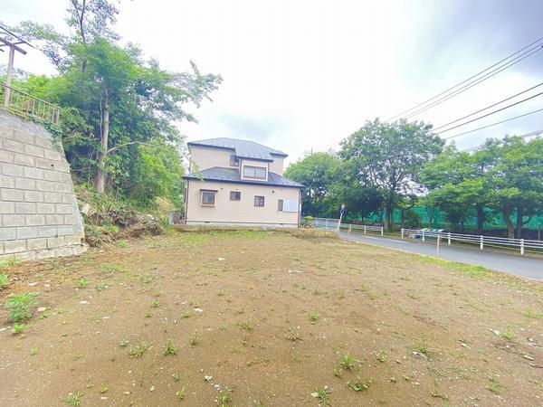 横浜市戸塚区汲沢６丁目の土地