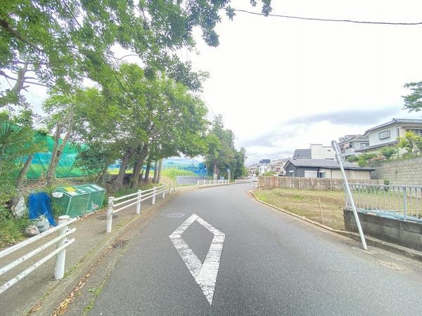 横浜市戸塚区汲沢６丁目の土地