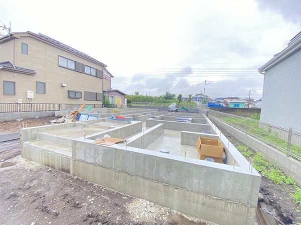 横浜市泉区下和泉4丁目　新築戸建　全2棟　A号棟