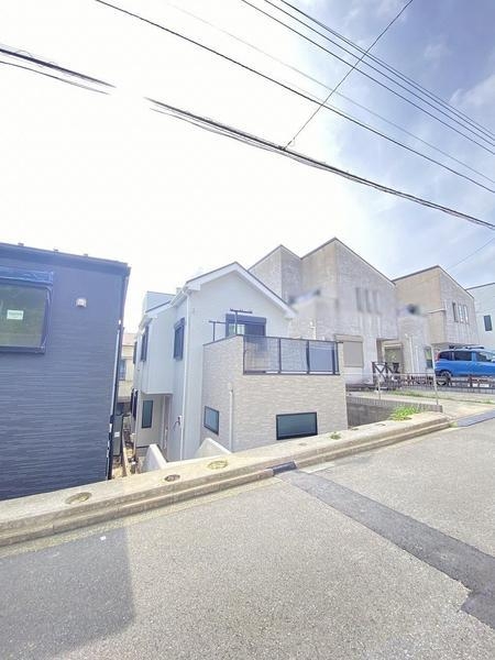 横浜市戸塚区下倉田町　新築戸建　全3棟　3号棟