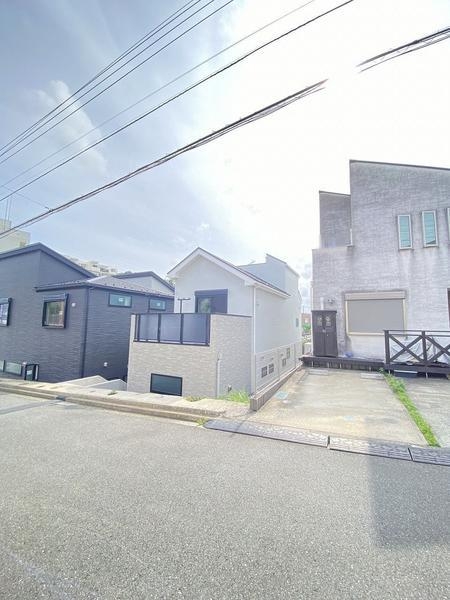 横浜市戸塚区下倉田町　新築戸建　全3棟　3号棟