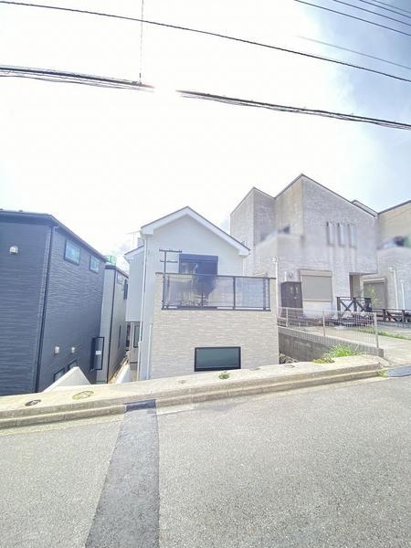 横浜市戸塚区下倉田町　新築戸建　全3棟　3号棟