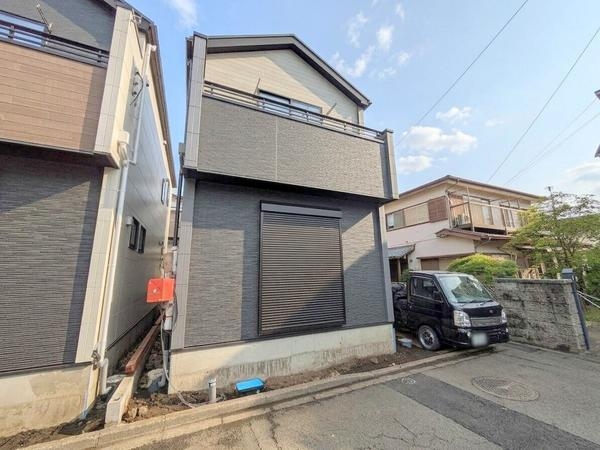 相模原市南区南台6丁目　新築分譲住宅　2号棟