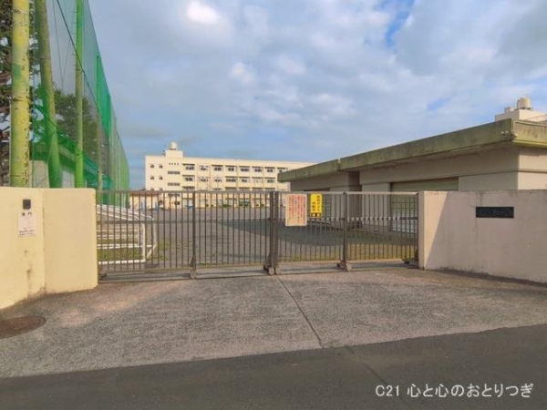 グリーンパーク戸塚ヒルズイースト棟(横浜市立豊田中学校)