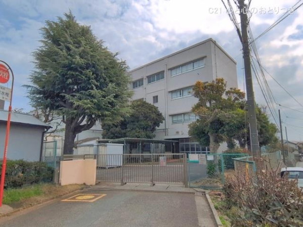 横浜市泉区和泉中央北3丁目　新築戸建　全2棟　2号棟(横浜市立和泉小学校)