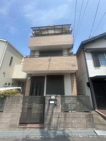 松原市三宅中１丁目の中古一戸建