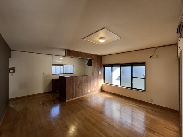 羽曳野市羽曳が丘西６丁目の中古一戸建て