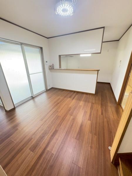 羽曳野市西浦5丁目の中古一戸建て(リビング)