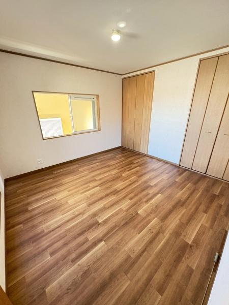 羽曳野市西浦5丁目の中古一戸建て(洋室)