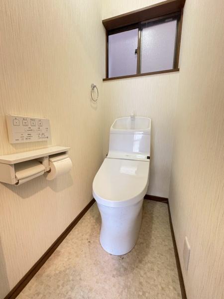 京都市伏見区南尼崎町の中古一戸建て(トイレ)