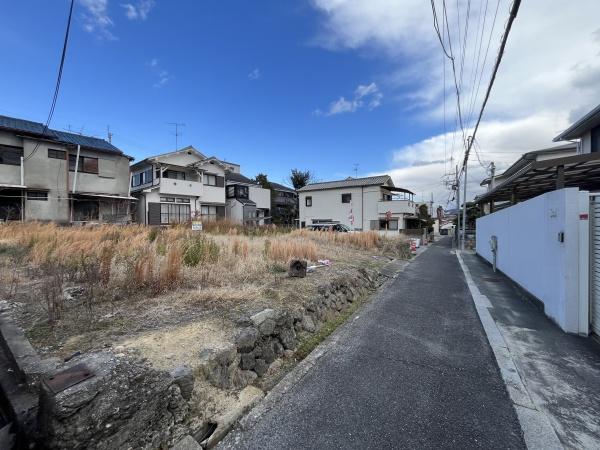 西浦３丁目　土地９０坪以上　建築条件無し