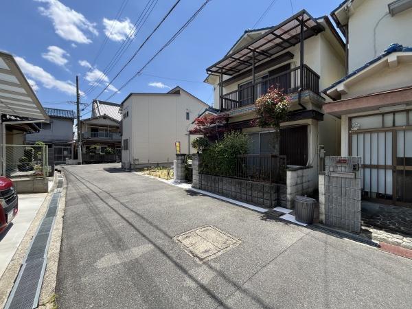 島泉４丁目　室内大変お綺麗です。