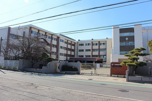 松原市三宅中１丁目の土地(松原市立松原第四中学校)