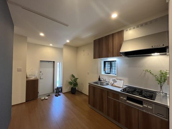 北條町　フルリノベーション済みの平屋建て　限定１邸
