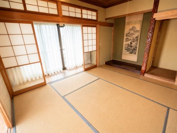 松原市高見の里６丁目の中古一戸建て