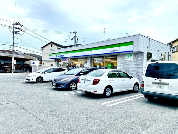 はびきの４丁目　モデルハウス特別分譲予定(ファミリーマートはびきの五丁目店)