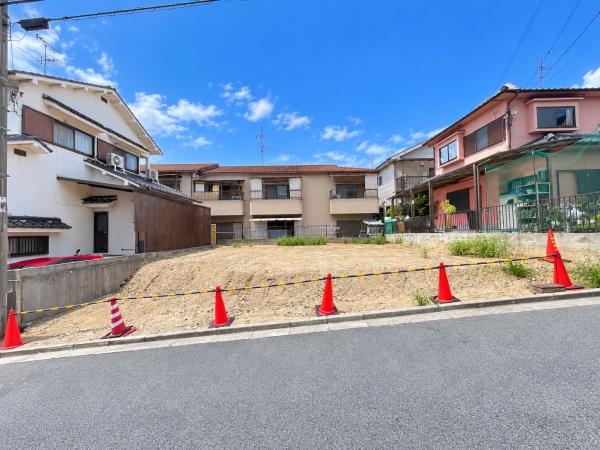 羽曳が丘４丁目　４５坪以上　建築条件無し売土地