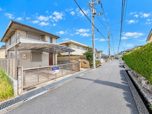白鳥２丁目　積水ハウス施工　軽量鉄骨造のお家