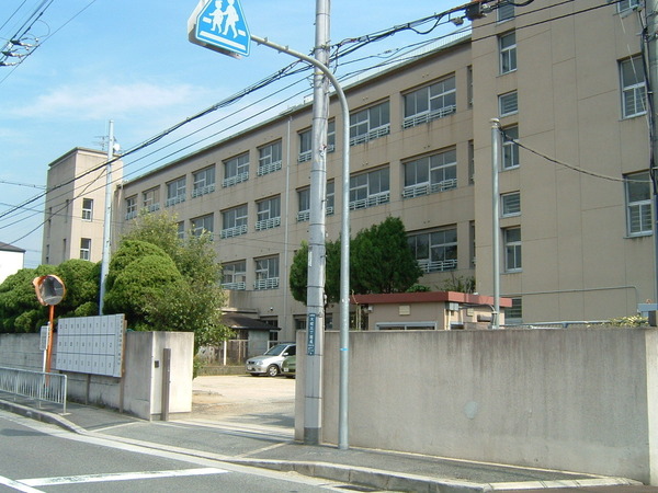 松原市小川4丁目の中古一戸建て(松原市立恵我小学校)