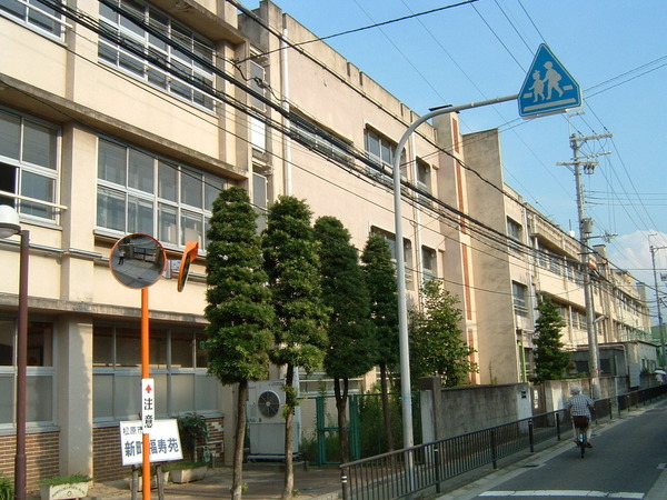 松原市北新町6丁目の新築一戸建(松原市立布忍小学校)