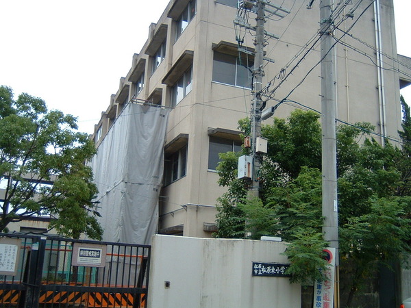 松原市柴垣1丁目の土地(松原市立松原東小学校)