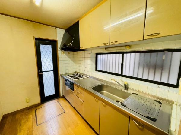 朝霞市泉水３丁目中古戸建