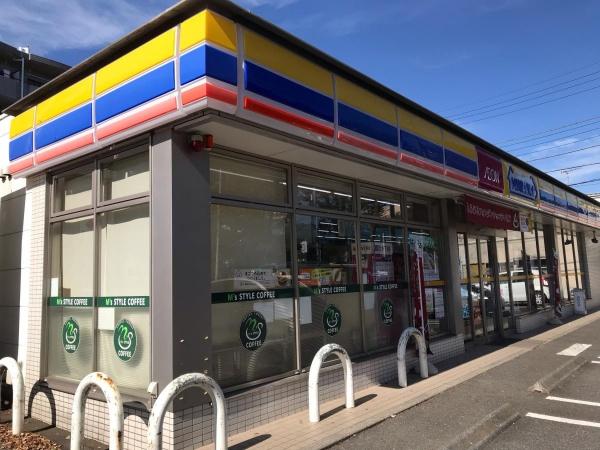 ステイツ新所沢(ミニストップ所沢美原町店)