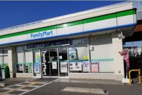 ビューハイム川越(ファミリーマート川越今成四丁目店)