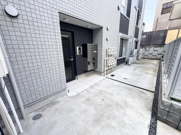 中野区本町６丁目一棟アパート