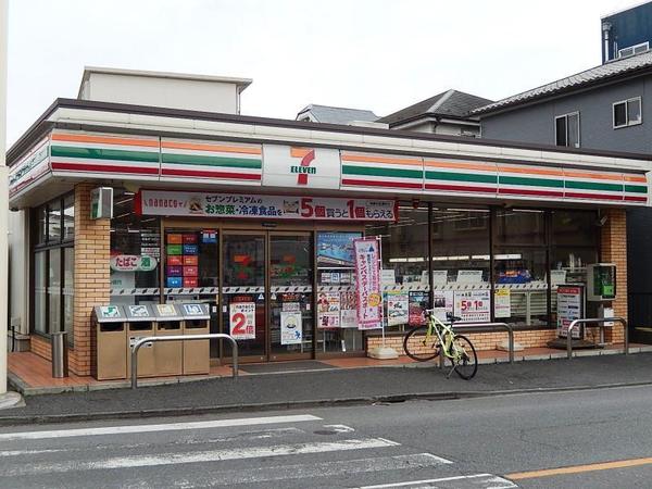 アストレア川越(セブンイレブン川越岸町店)