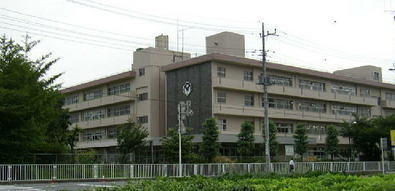 レクセルマンション鶴瀬(富士見市立東中学校)