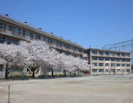 鶴ヶ島市大字藤金の中古一戸建て(鶴ヶ島市立藤中学校)