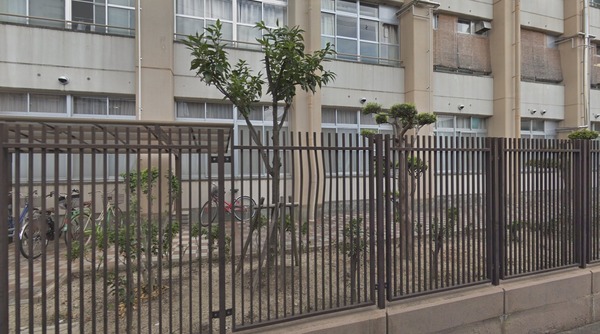大阪市西成区南津守3丁目の中古一戸建て(大阪市立成南中学校)